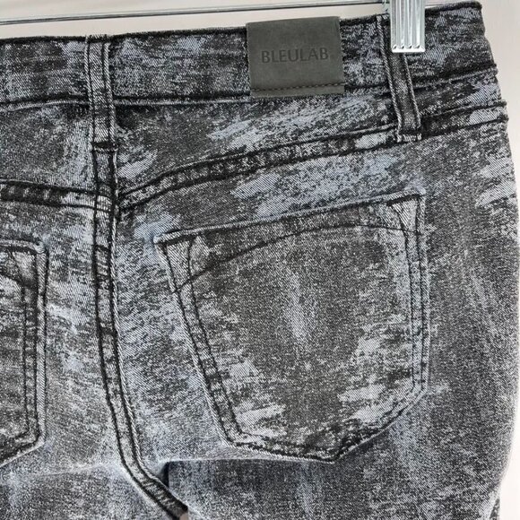 Bleulab Size 26 Reversible Skinny Jeans Dark Wash Bleach Stone Washed - Picture 9 of 9